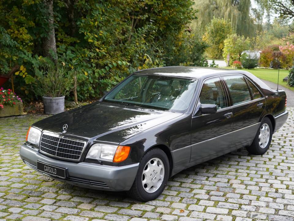 Imagen 1/18 de Mercedes-Benz 600 SEL (1991)