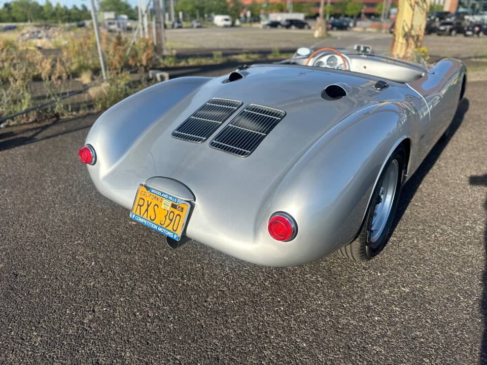 Bild 5/8 von CMI 550 Spyder (1957)