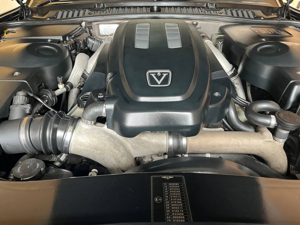 Afbeelding 33/37 van Bentley Arnage Green Label (1999)