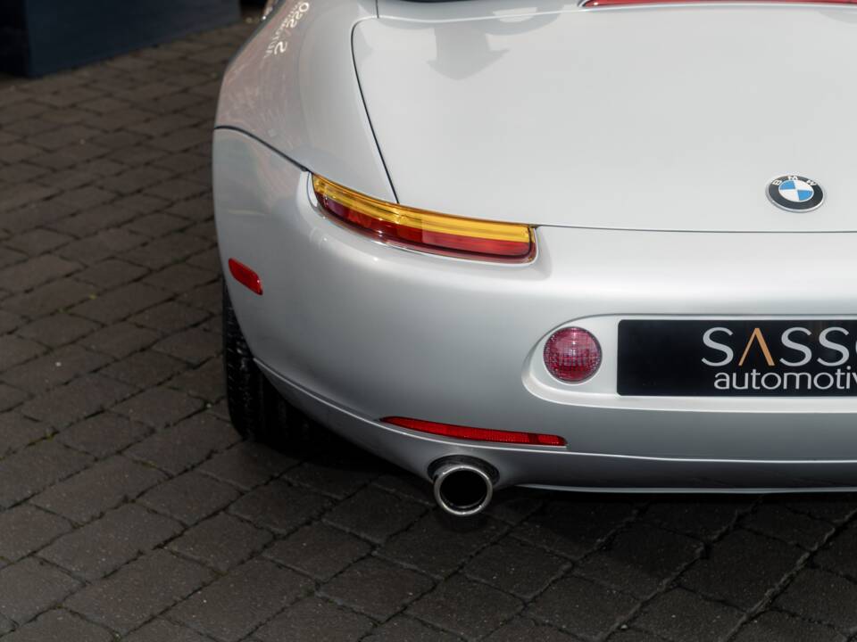 Image 26/84 of BMW Z8 (2001)