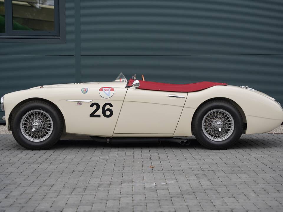 Image 6/50 of Austin-Healey 100&#x2F;6 (BN6) (1958)