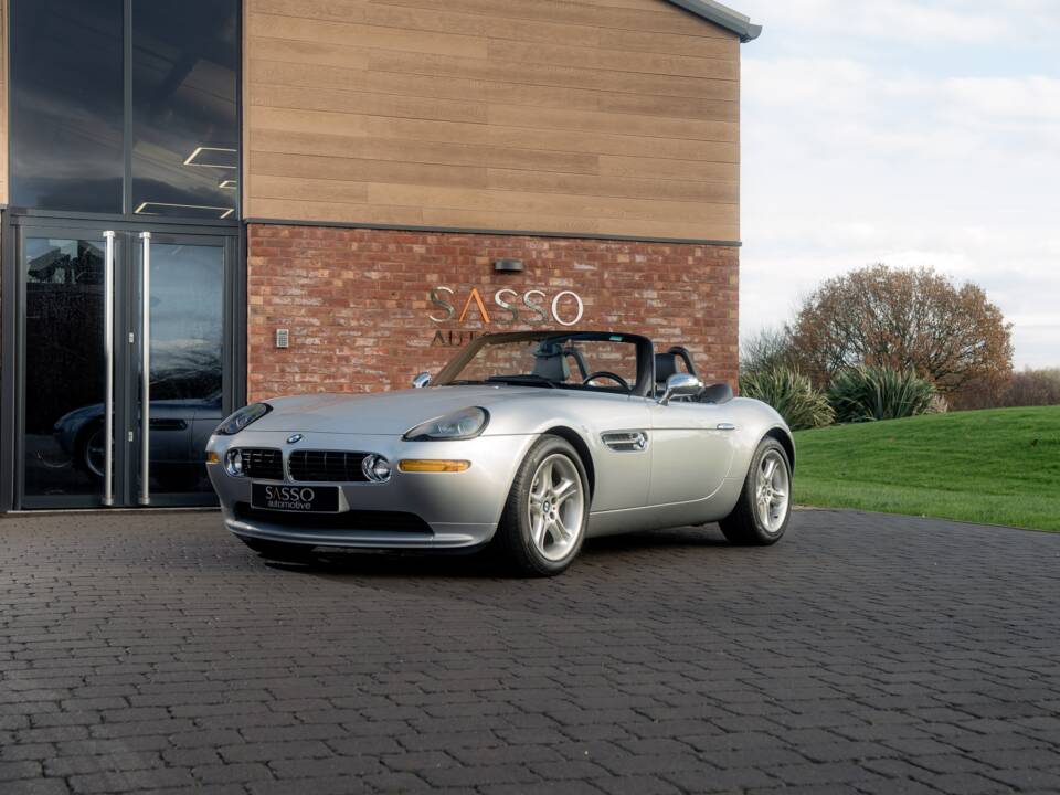 Image 2/84 of BMW Z8 (2001)