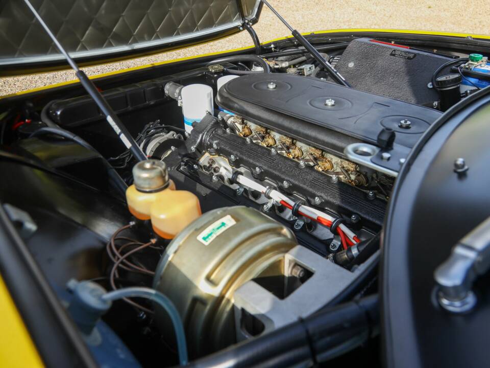 Obraz 24/50 pojazdu Ferrari 365 GTB/4 Daytona (1971)