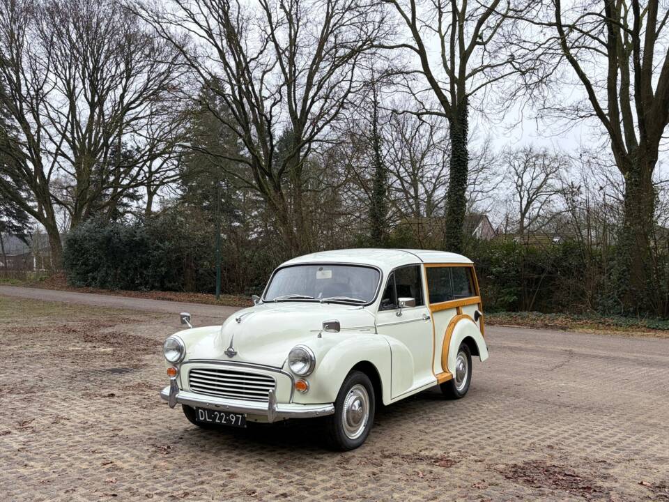 Image 1/4 of Morris Minor 1000 Traveller (1970)