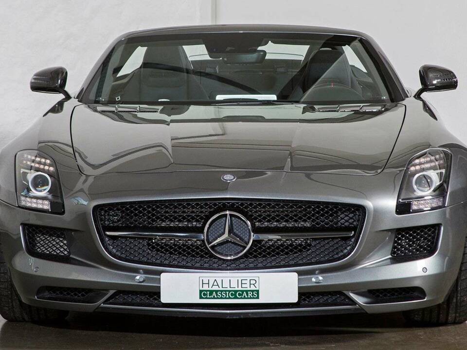 Image 3/31 of Mercedes-Benz SLS AMG GT Roadster (2014)