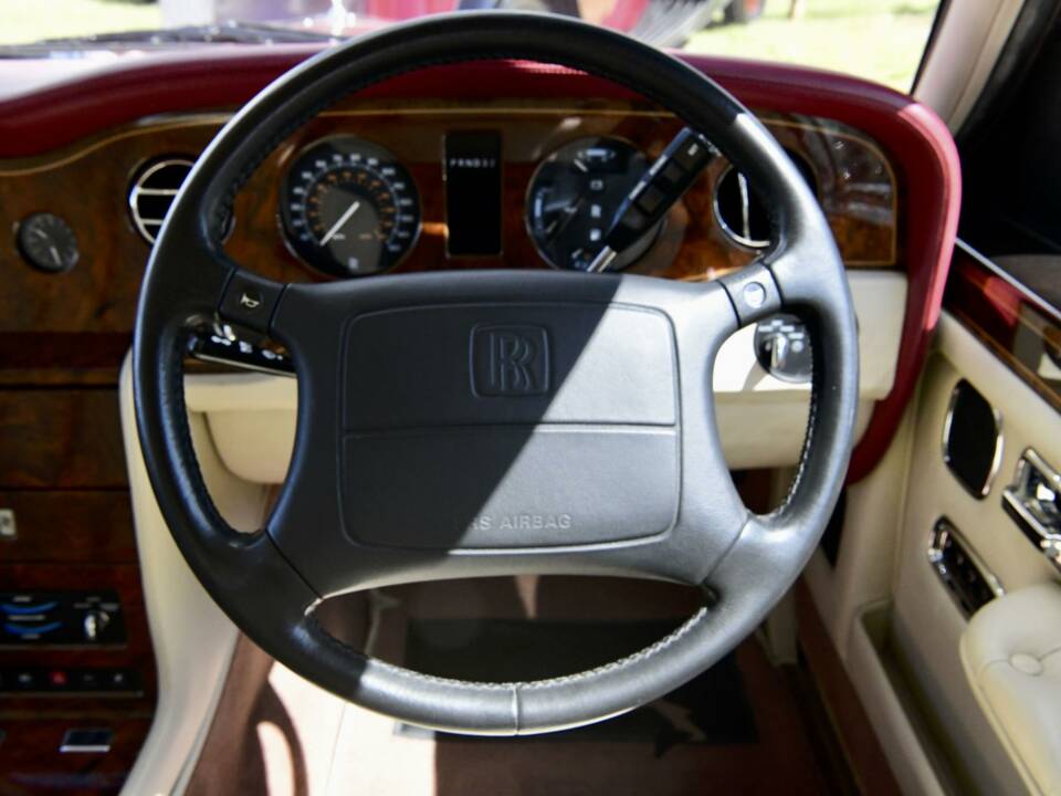 Image 49/50 of Rolls-Royce New Silver Dawn (1997)