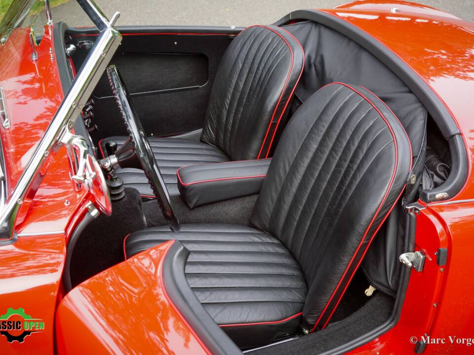Immagine 7/50 di MG MGA 1600 (1960)