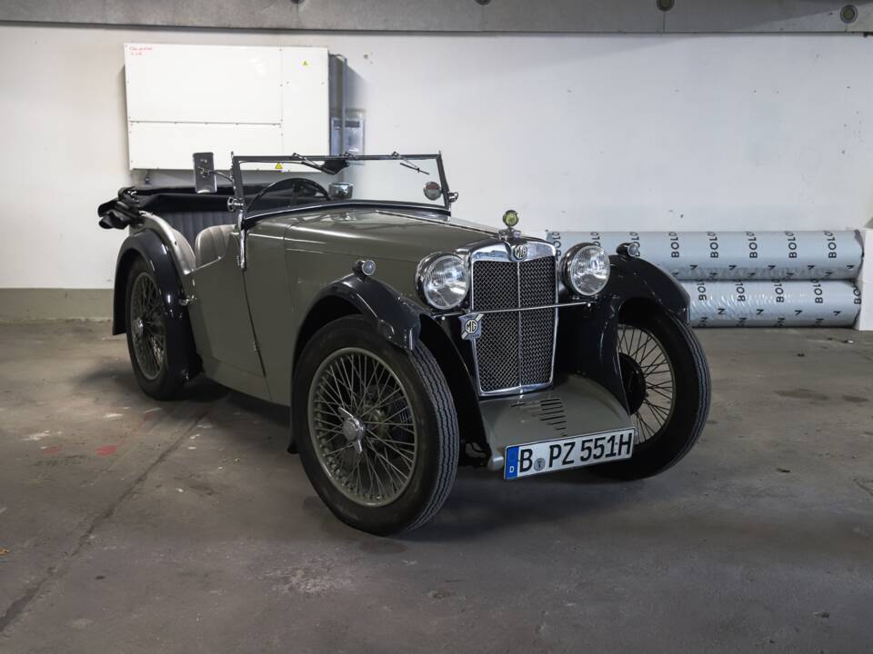 Image 1/66 of MG J1 Midget (1932)