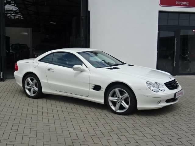 Imagen 7/19 de Mercedes-Benz SL 500 (2002)