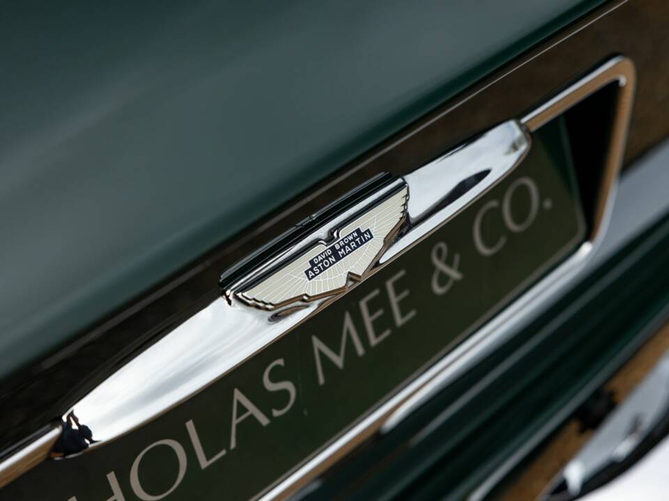 Afbeelding 25/50 van Aston Martin DB 6 (1967)