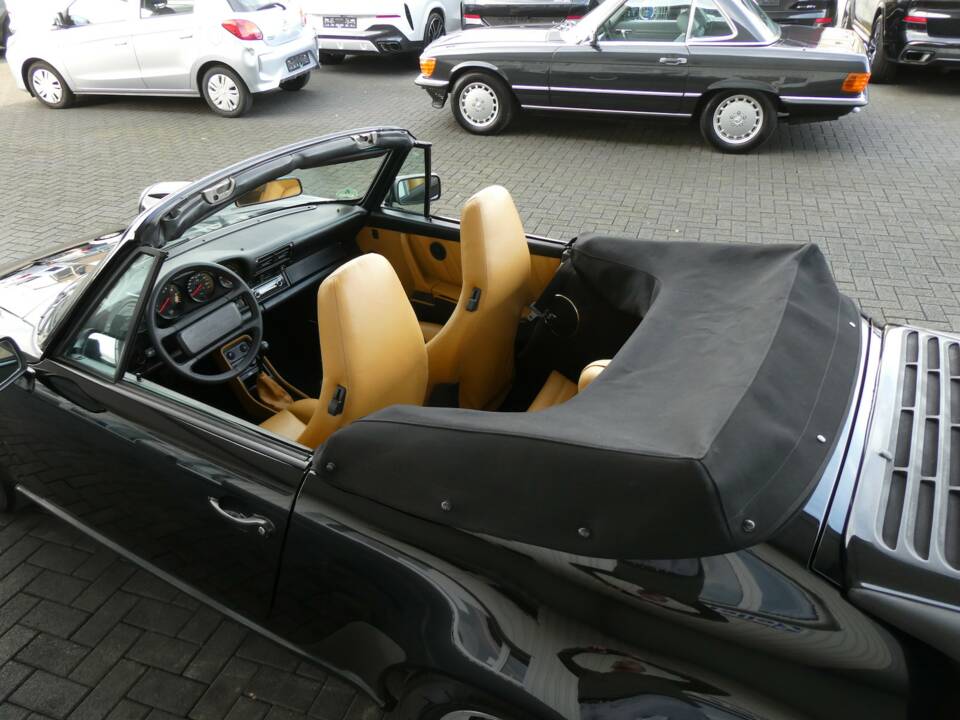 Bild 14/21 von Porsche 911 Carrera 3.2 (1987)