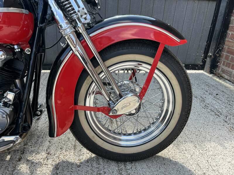 Bild 21/32 von Harley-Davidson DUMMY (1946)