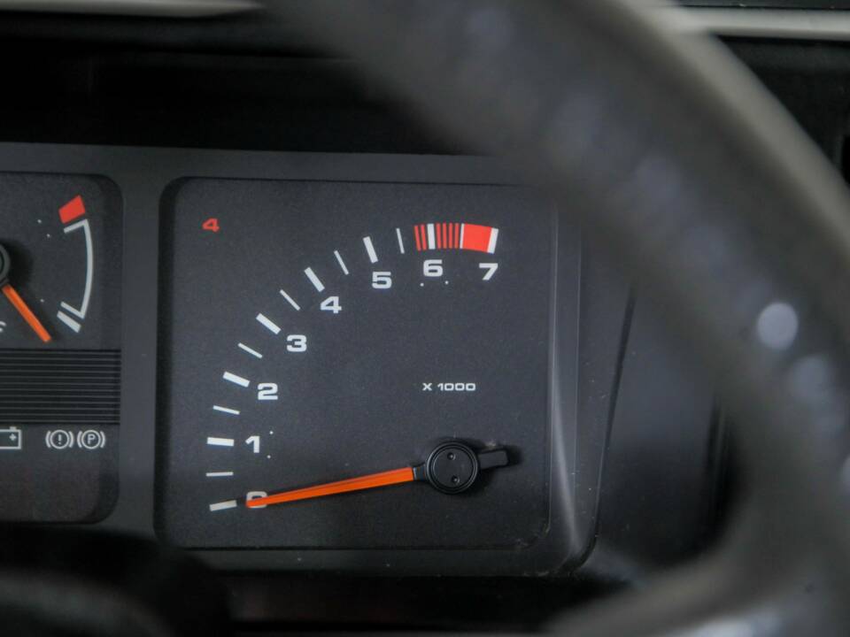 Afbeelding 21/50 van Ford Sierra 2.0 S (1987)