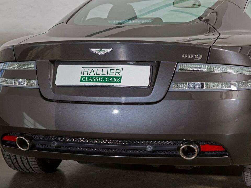 Afbeelding 8/20 van Aston Martin DB 9 (2011)