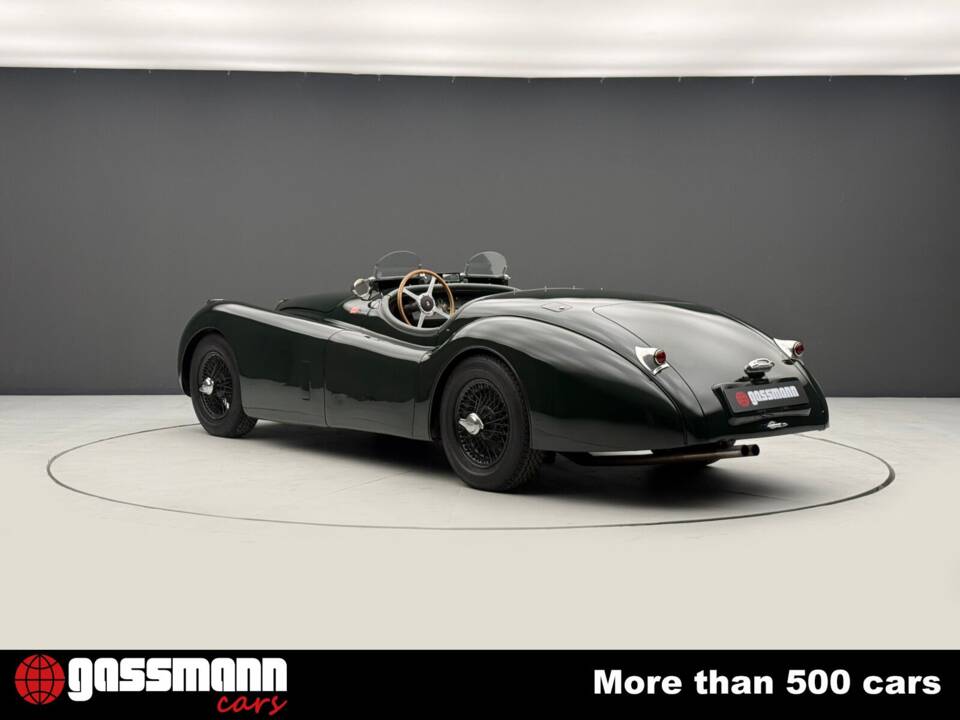 Image 6/15 of Jaguar XK 120 OTS (1952)