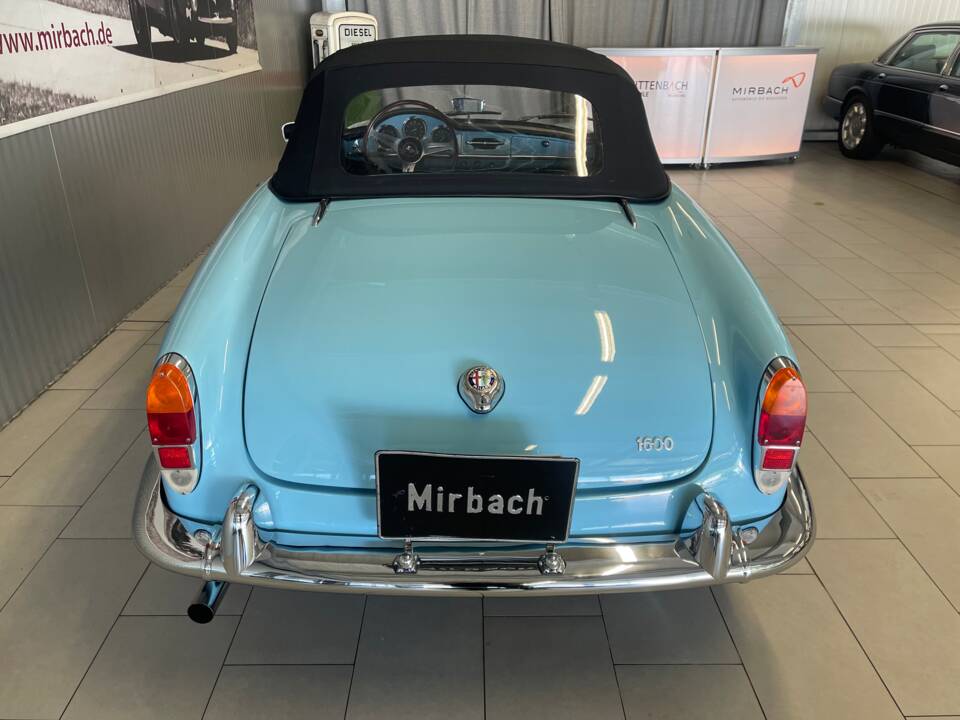Afbeelding 9/18 van Alfa Romeo Giulia 1600 Spider Veloce (1965)