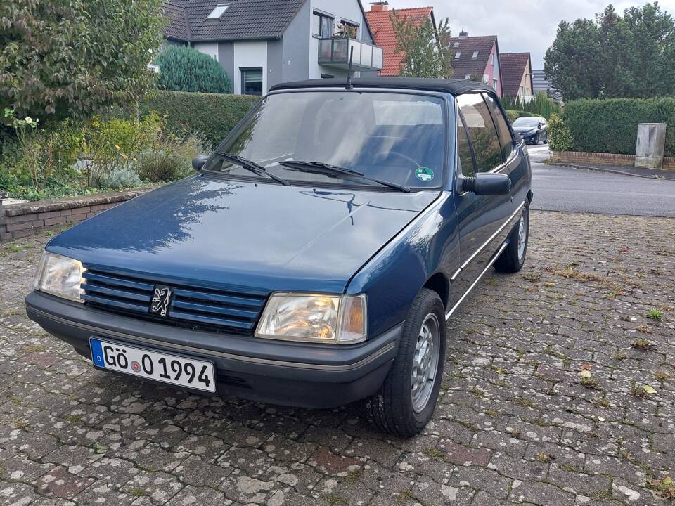 Immagine 4/24 di Peugeot 205 (1994)