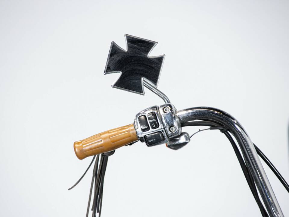 Bild 17/50 von Harley-Davidson FXDWG Dyna Wide Glide (1995)