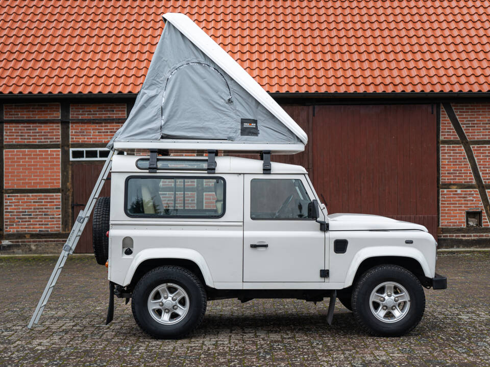 Image 44/50 of Land Rover Defender 90 (2008)