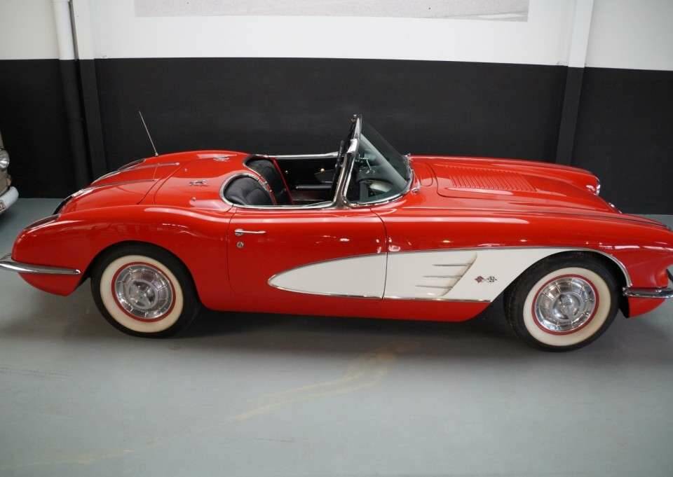 Image 33/50 of Chevrolet Corvette (1958)