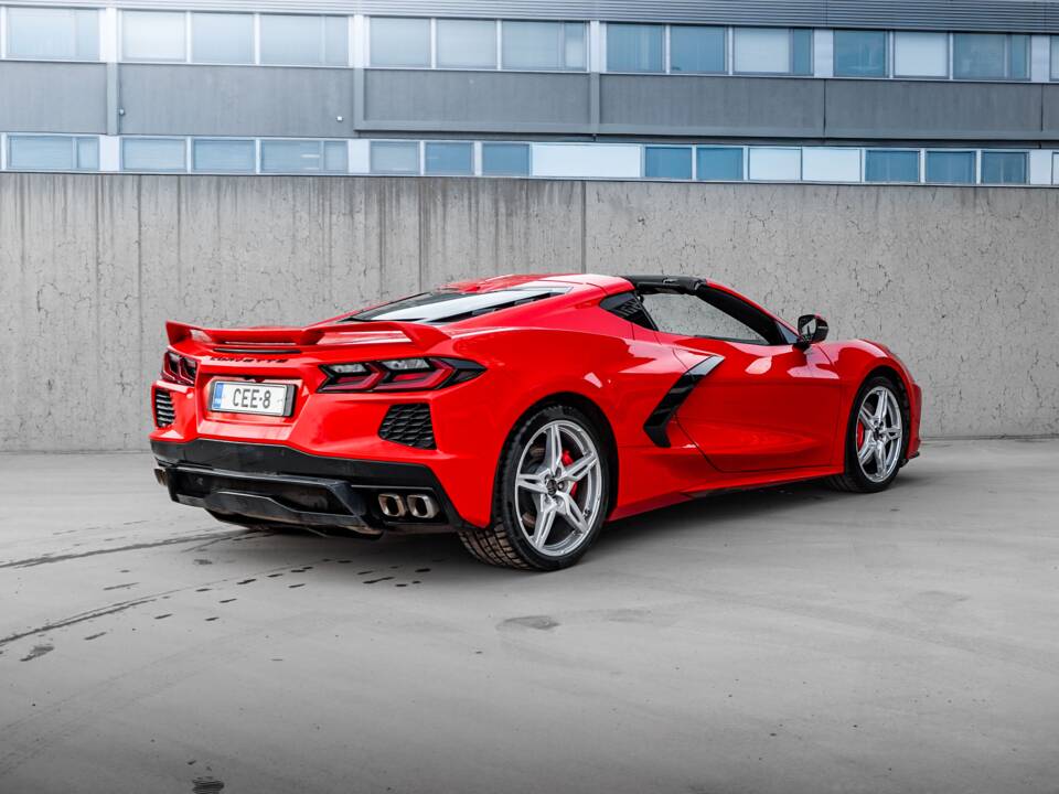 Image 2/45 of Chevrolet Corvette Stingray (2022)