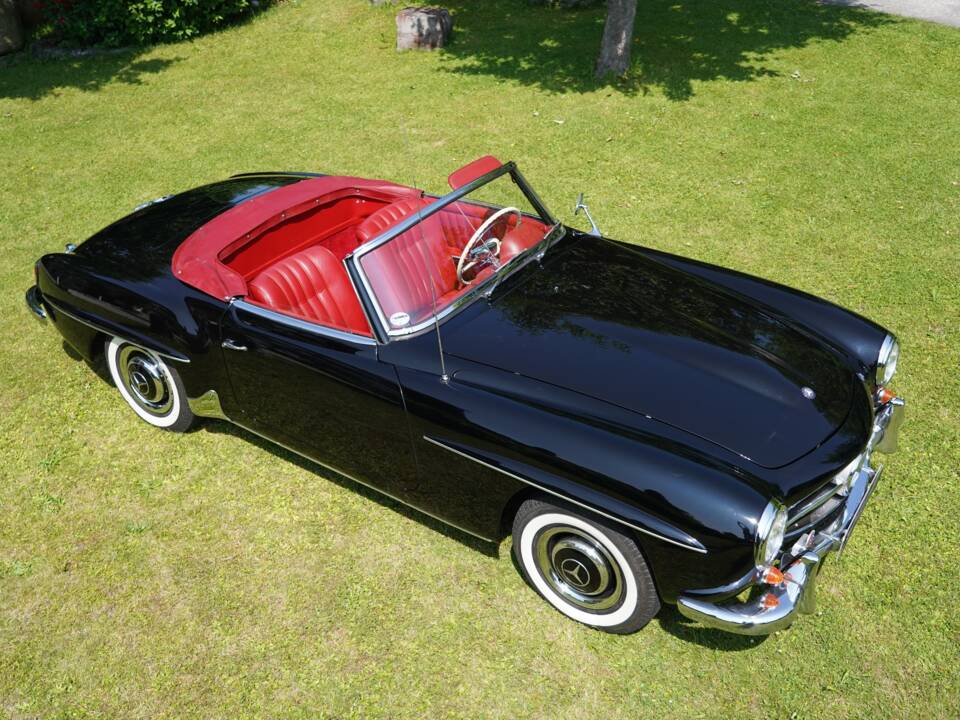 Image 15/16 of Mercedes-Benz 190 SL (1963)