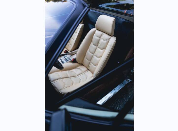 Image 6/12 of Ferrari 308 GTSi (1981)