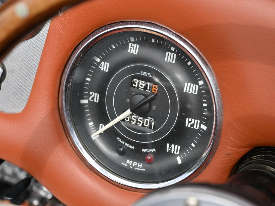 Imagen 39/50 de Daimler SP 250 (1960)