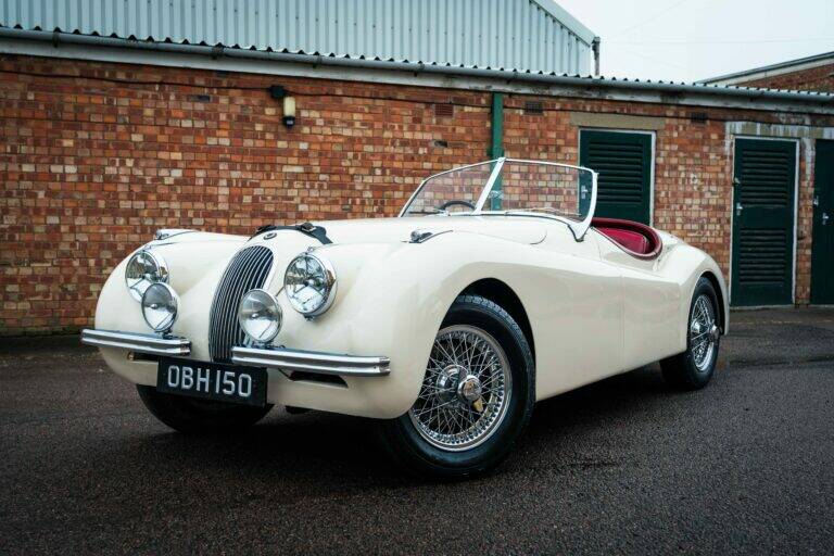 Image 1/43 of Jaguar XK 120 OTS (1951)