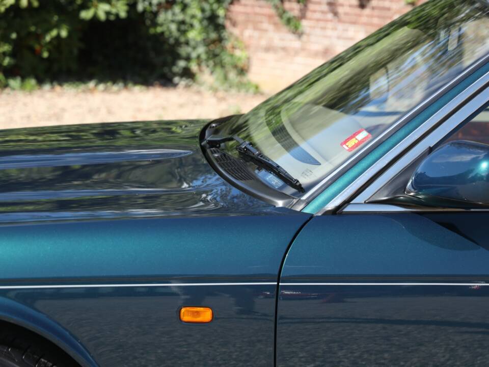 Bild 18/50 von Jaguar XJ 8 4.0 Executive (2001)