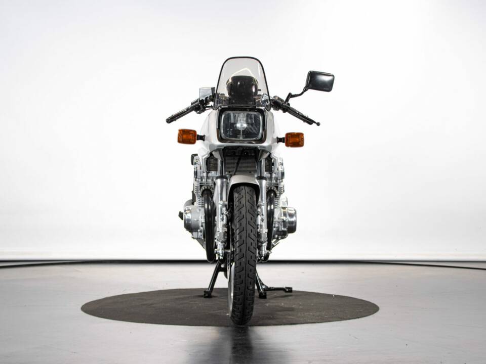 Immagine 7/50 di Suzuki GSX 750S Katana (1982)