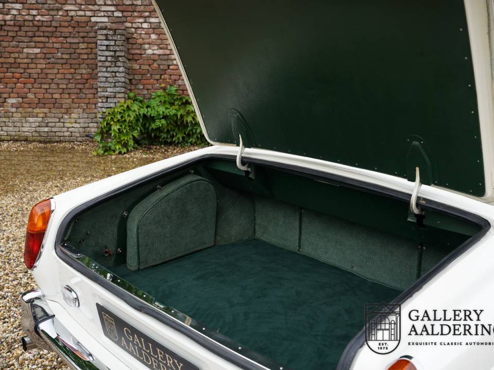 Image 27/50 of Rolls-Royce Corniche I (1972)