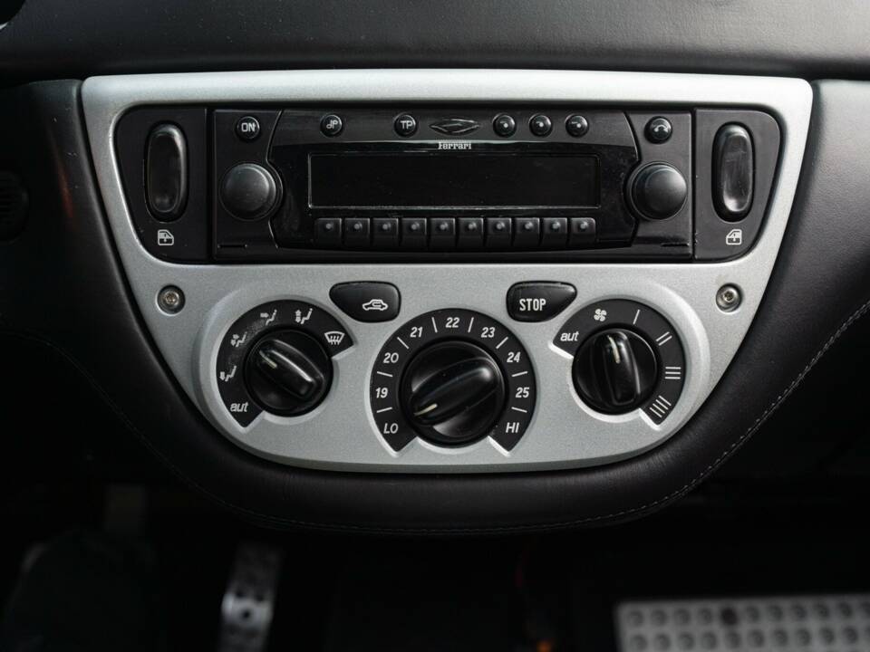 Image 40/50 of Ferrari 360 Modena (1999)