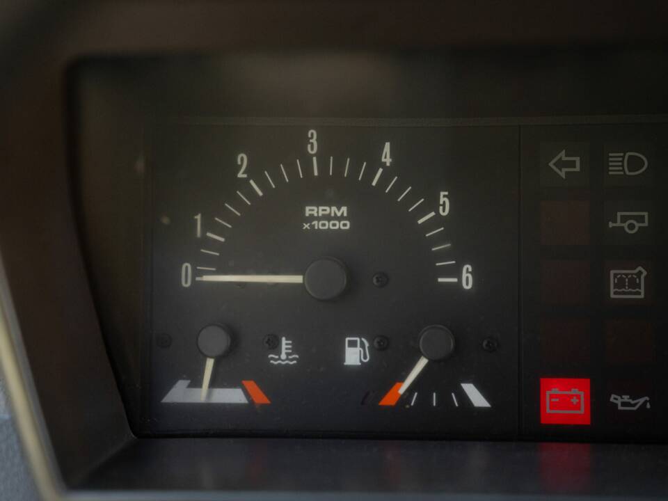 Obraz 48/50 pojazdu Land Rover Range Rover Classic TD (1992)