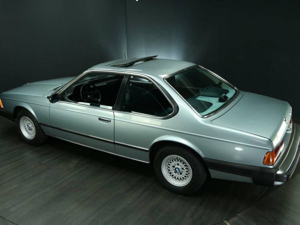 Bild 44/49 von BMW 633 CSi A (1980)