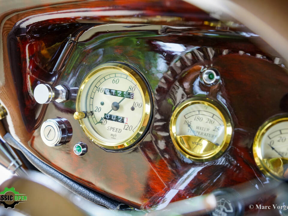 Image 13/66 of Ford V8 Hot Rod (1933)