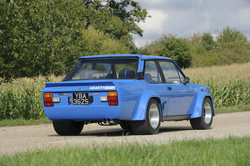 Image 14/49 of FIAT 131 Abarth Rally (1978)