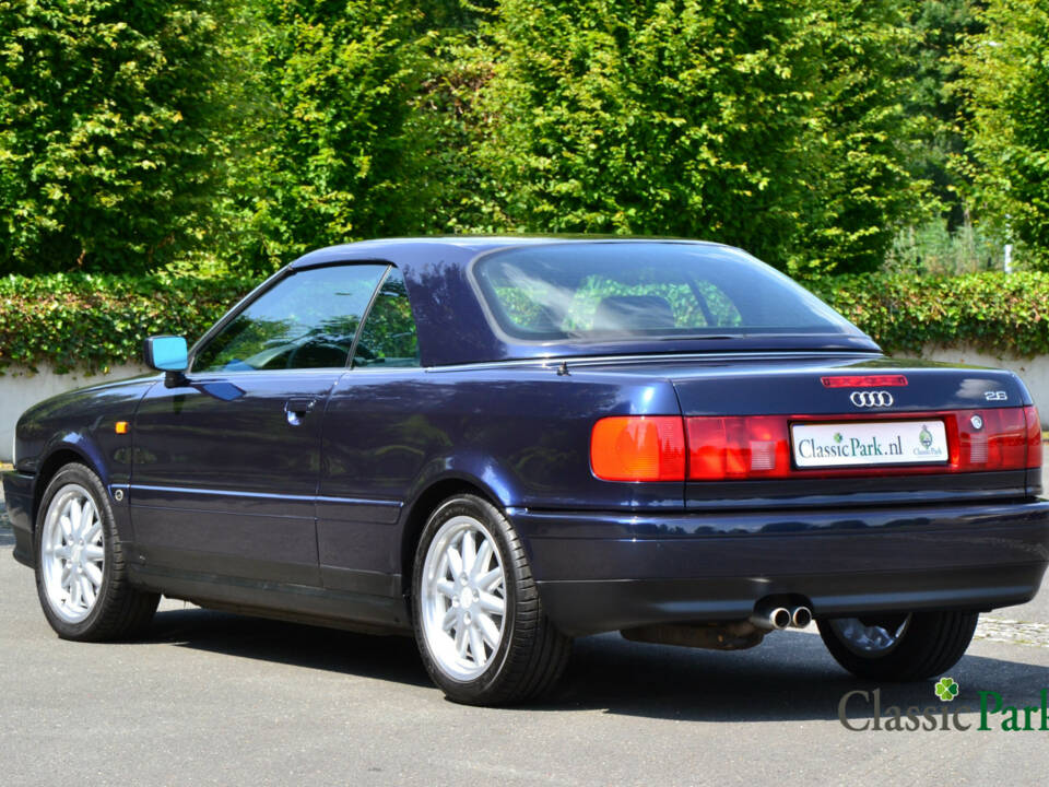 Image 27/50 of Audi Cabriolet 2.6 (1997)