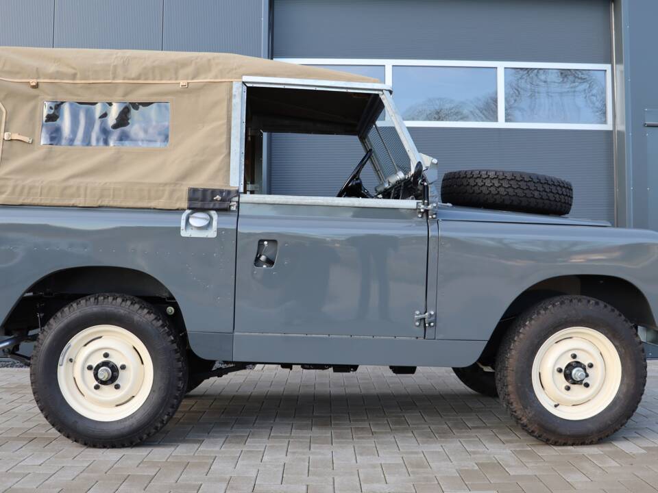 Bild 6/64 von Land Rover 88 (1958)