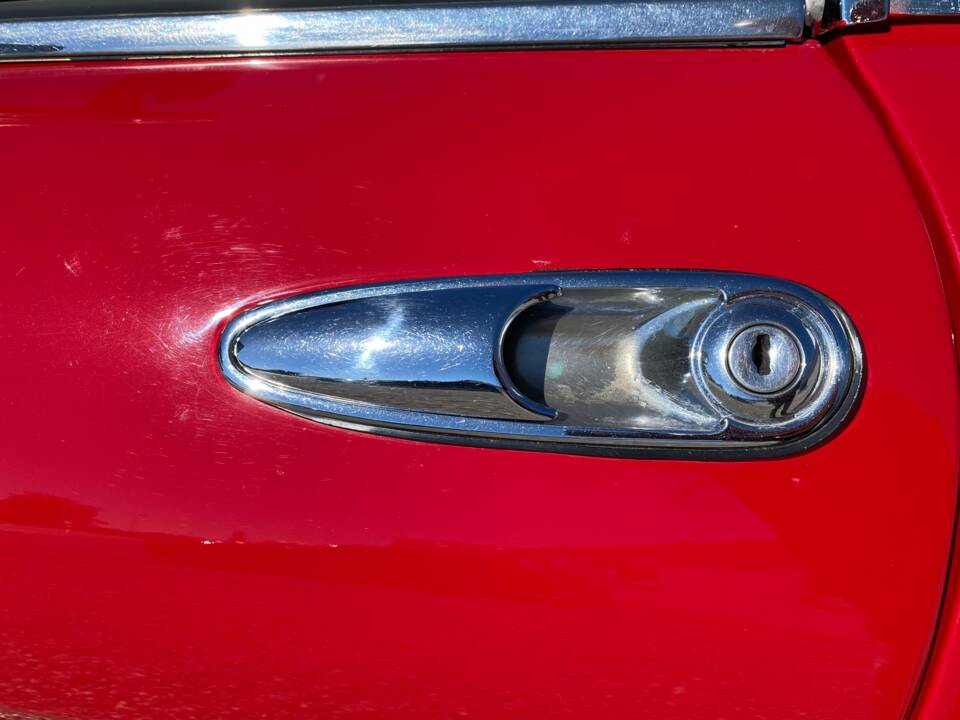 Image 15/56 of Alfa Romeo 2.0 Spider (1986)