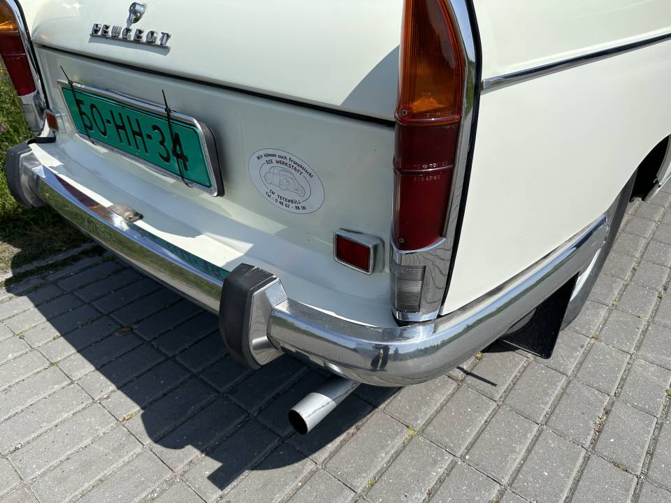 Image 8/50 of Peugeot 404 (1973)