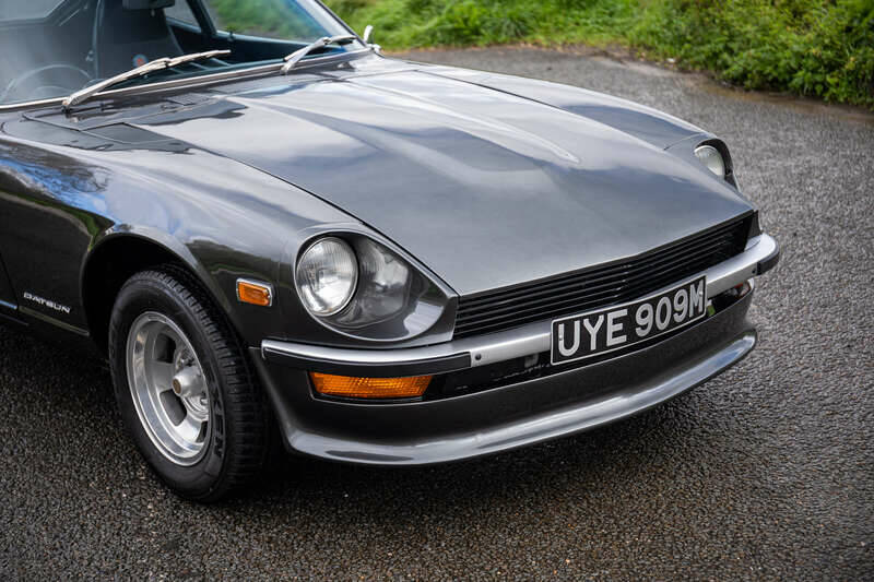 Image 9/29 of Datsun 240 Z (1972)