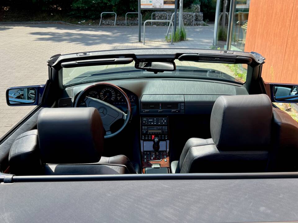 Image 3/8 of Mercedes-Benz SL 600 (1995)