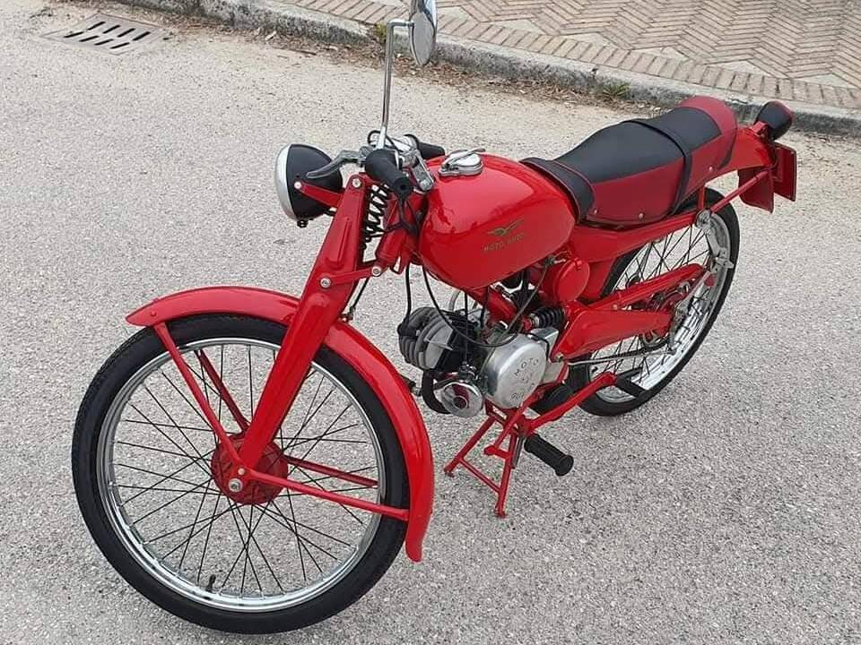 Image 3/22 of Moto Guzzi DUMMY (1960)