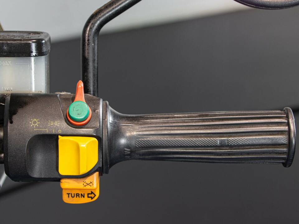 Image 44/50 de BMW K 75 "Ultima" (1996)