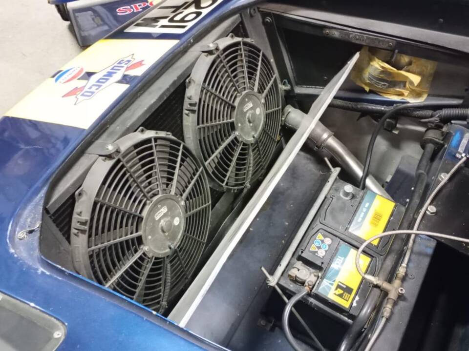 Image 103/137 of Ford GT40 (1971)