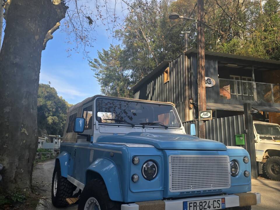 Afbeelding 14/17 van Land Rover Defender 90 (1998)