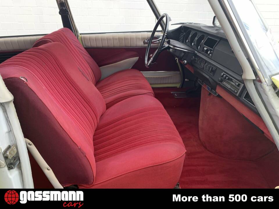 Bild 12/15 von Citroën DS 20 Familiale (1972)