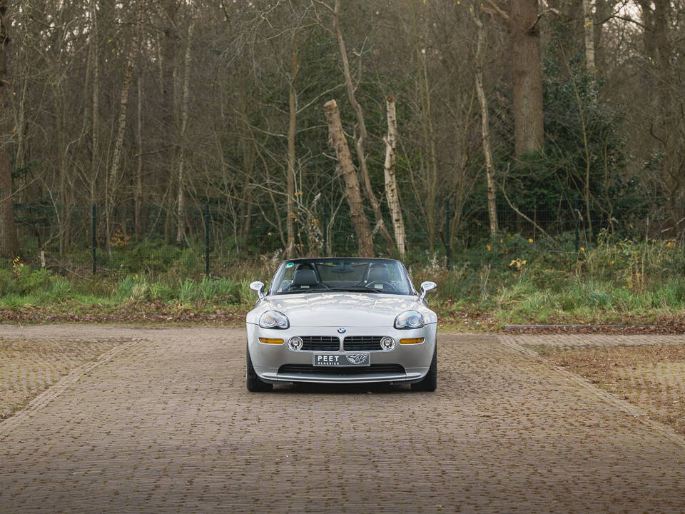 Imagen 2/27 de BMW Z8 (2000)