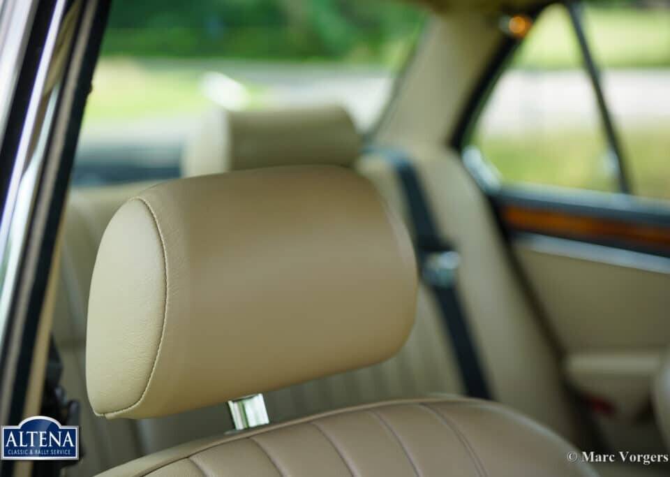 Image 25/57 de Jaguar XJ 12 (1986)